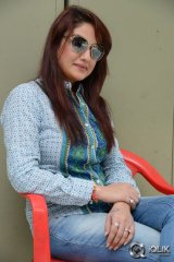 Sonia Agarwal at Amma Nanna Oorelithe Press Meet